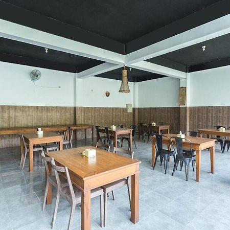 OYO 2020 Hotel Bumi Aditya Senggigi Exterior foto