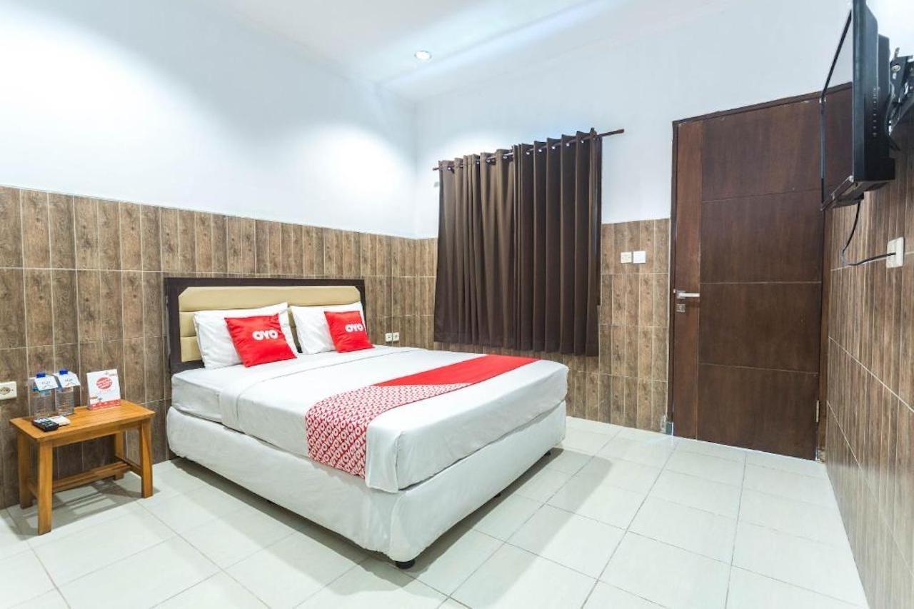 OYO 2020 Hotel Bumi Aditya Senggigi Exterior foto
