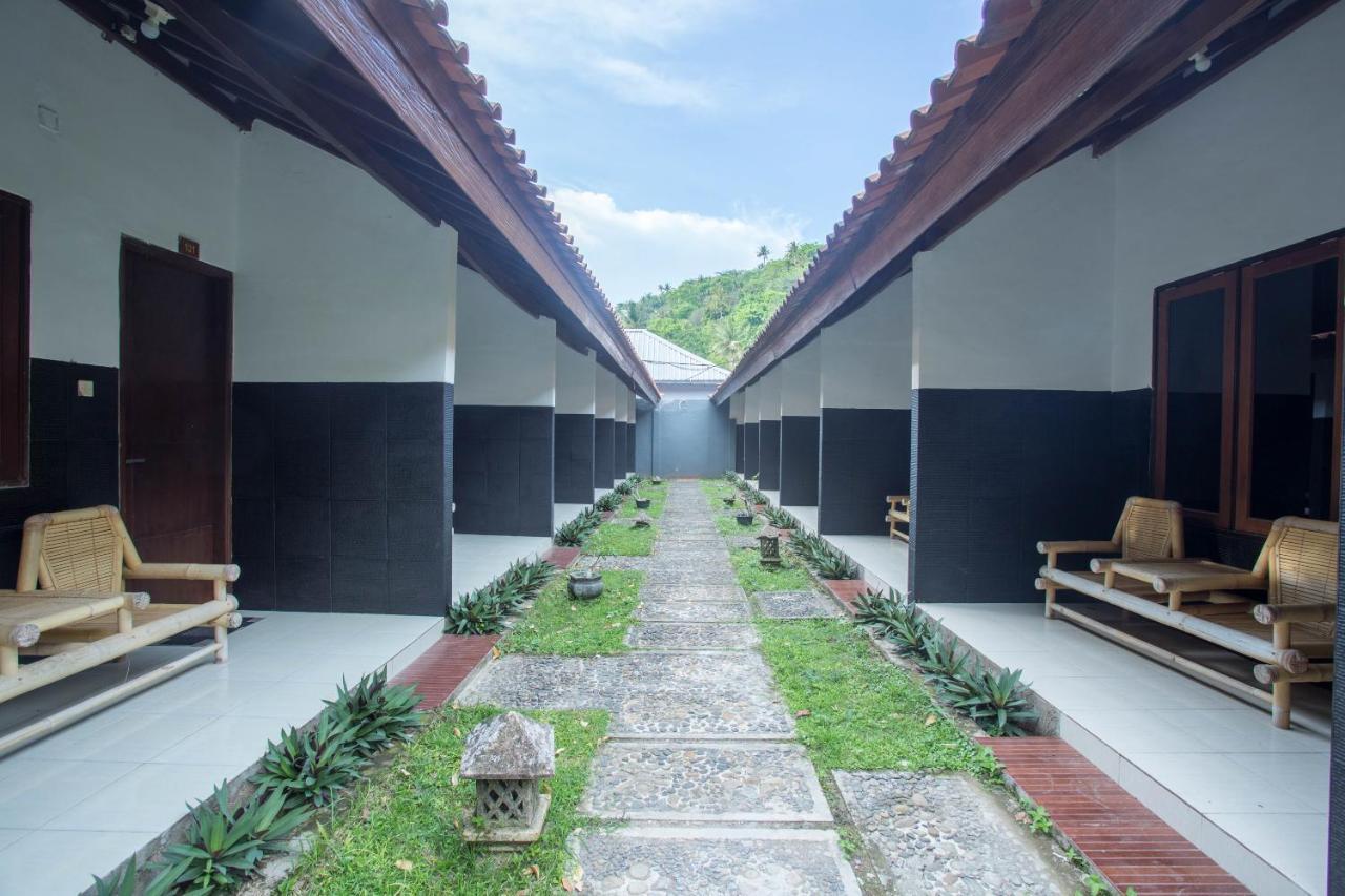 OYO 2020 Hotel Bumi Aditya Senggigi Exterior foto