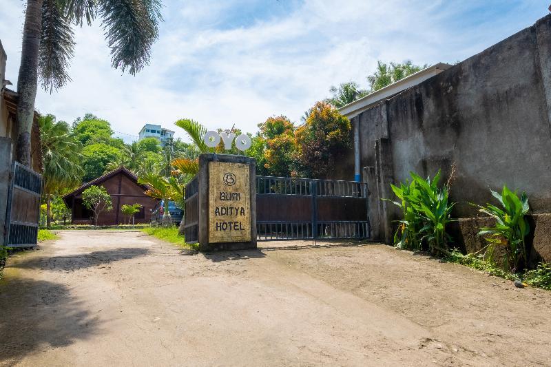 OYO 2020 Hotel Bumi Aditya Senggigi Exterior foto