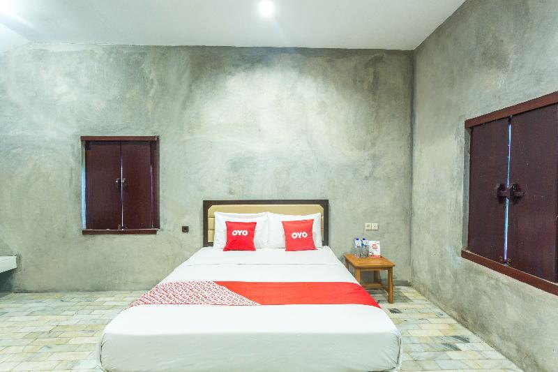 OYO 2020 Hotel Bumi Aditya Senggigi Exterior foto