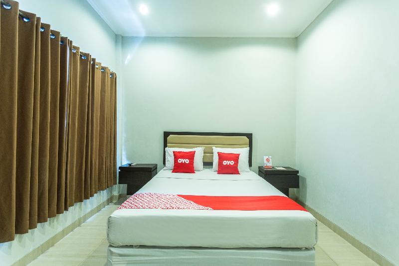 OYO 2020 Hotel Bumi Aditya Senggigi Exterior foto